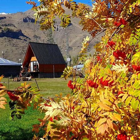 Apartamento Thomas' Hut Kazbegi Exterior foto